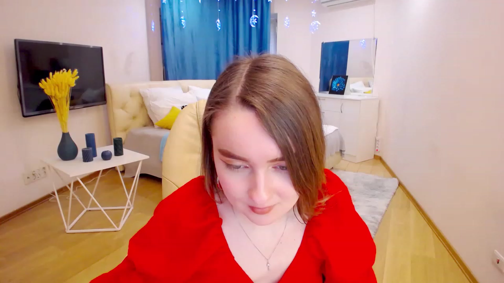 Gallery image thumbnail from OceanFeelss's myfreecams stream on, 03/18/2023, 13:49 image 6 of 20