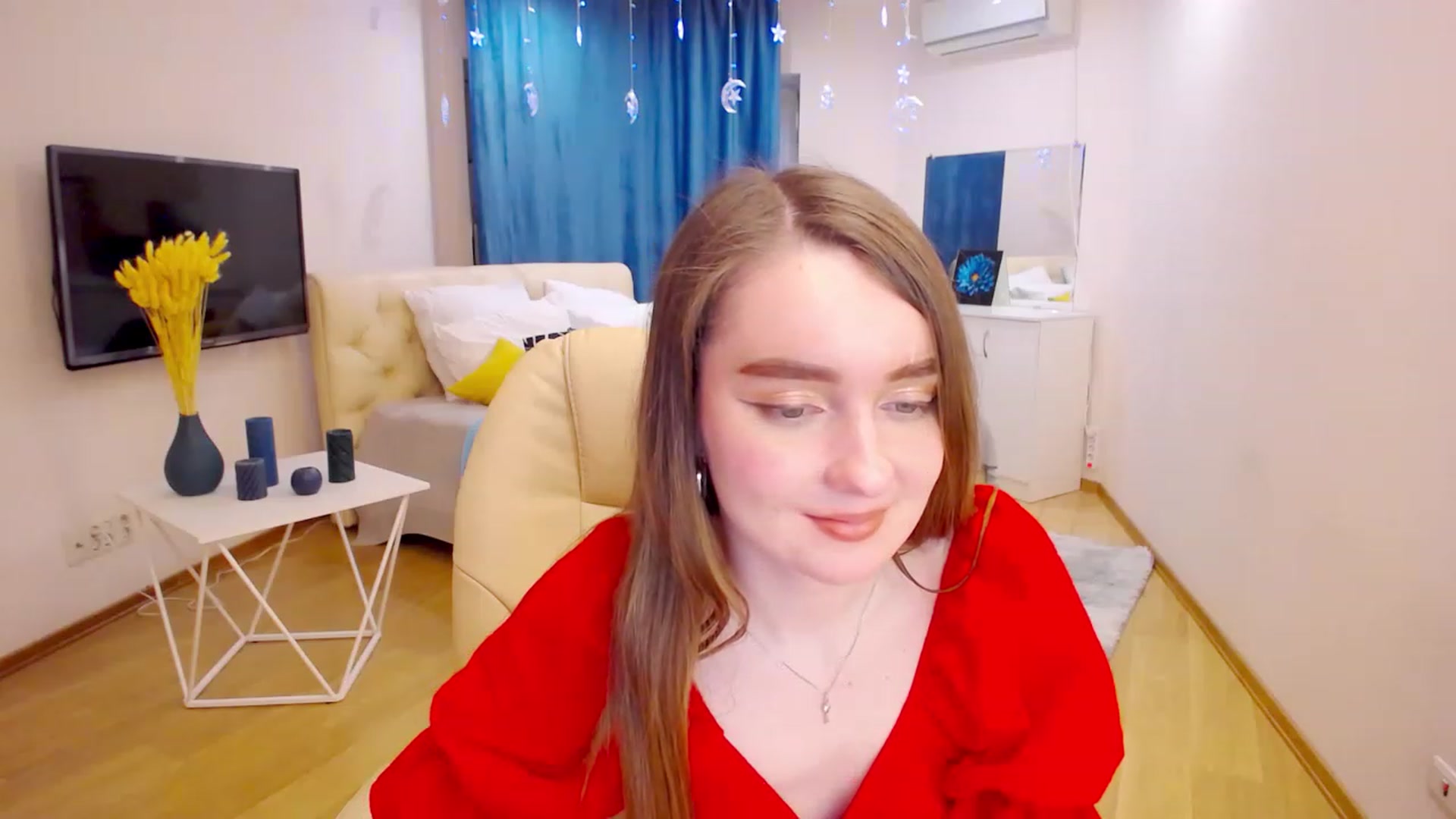Gallery image thumbnail from OceanFeelss's myfreecams stream on, 03/18/2023, 13:49 image 18 of 20