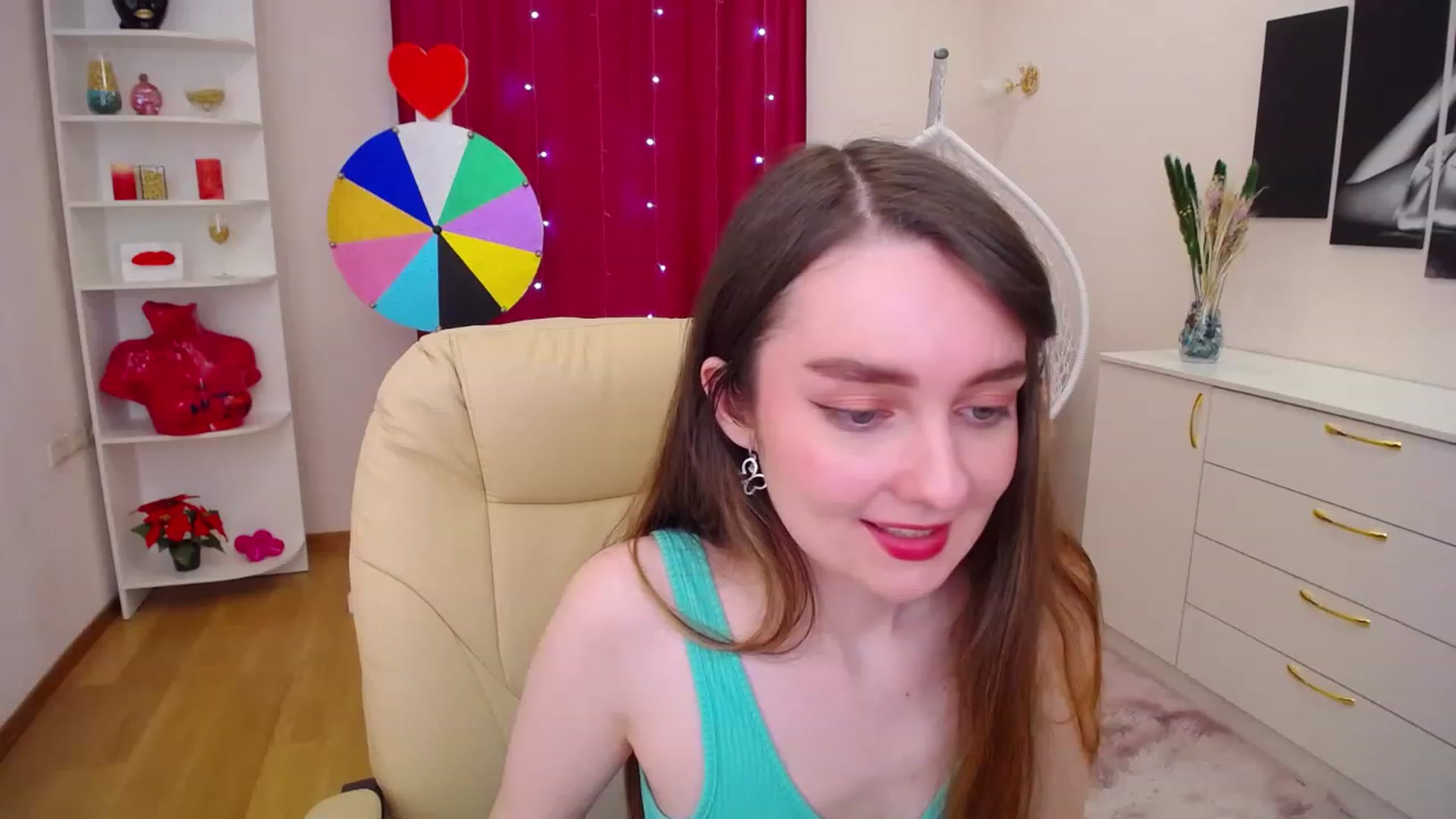 Gallery image thumbnail from OceanFeelss's myfreecams stream on, 03/20/2023, 11:48 image 7 of 20