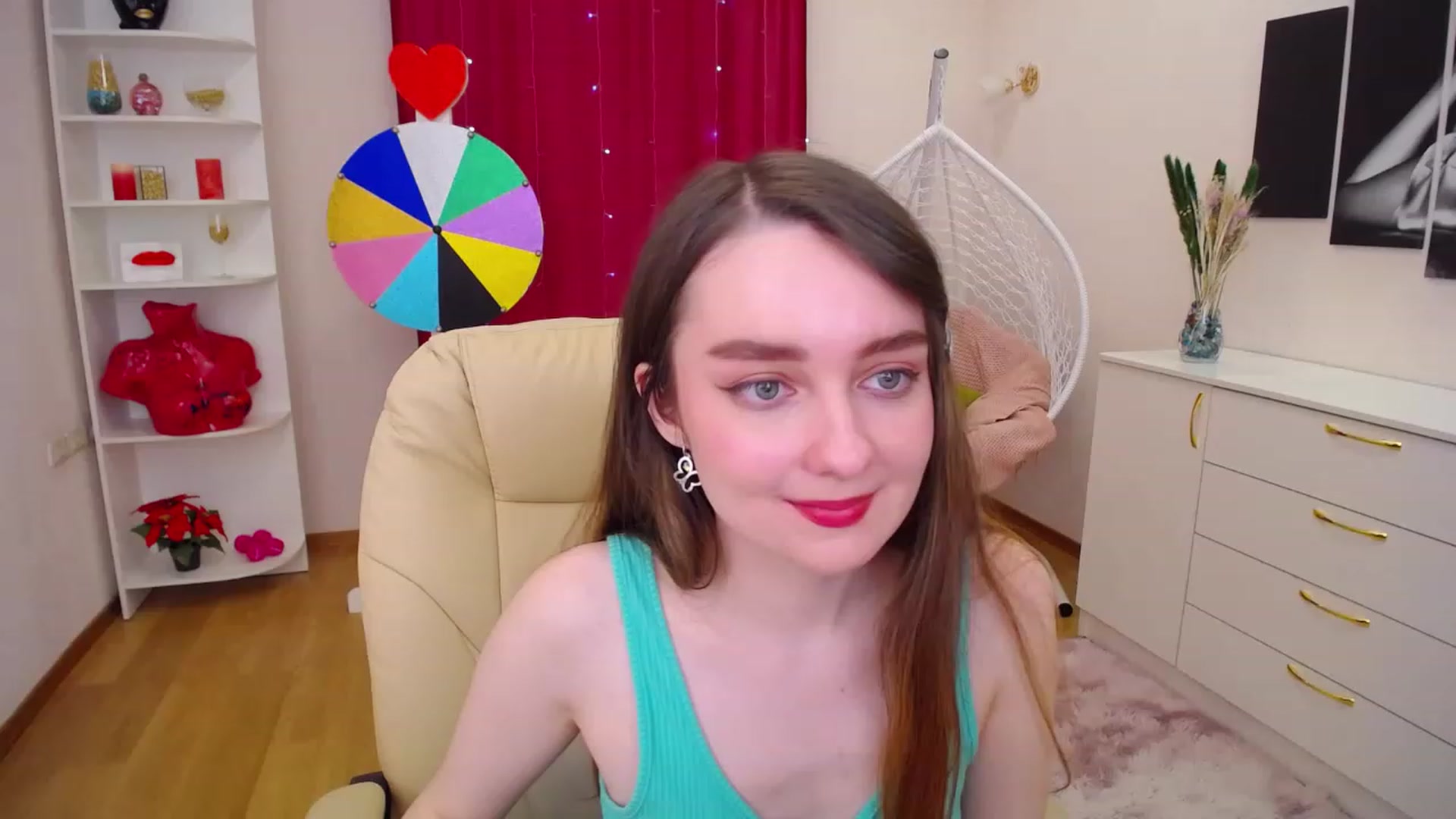 Gallery image thumbnail from OceanFeelss's myfreecams stream on, 03/20/2023, 11:48 image 2 of 20