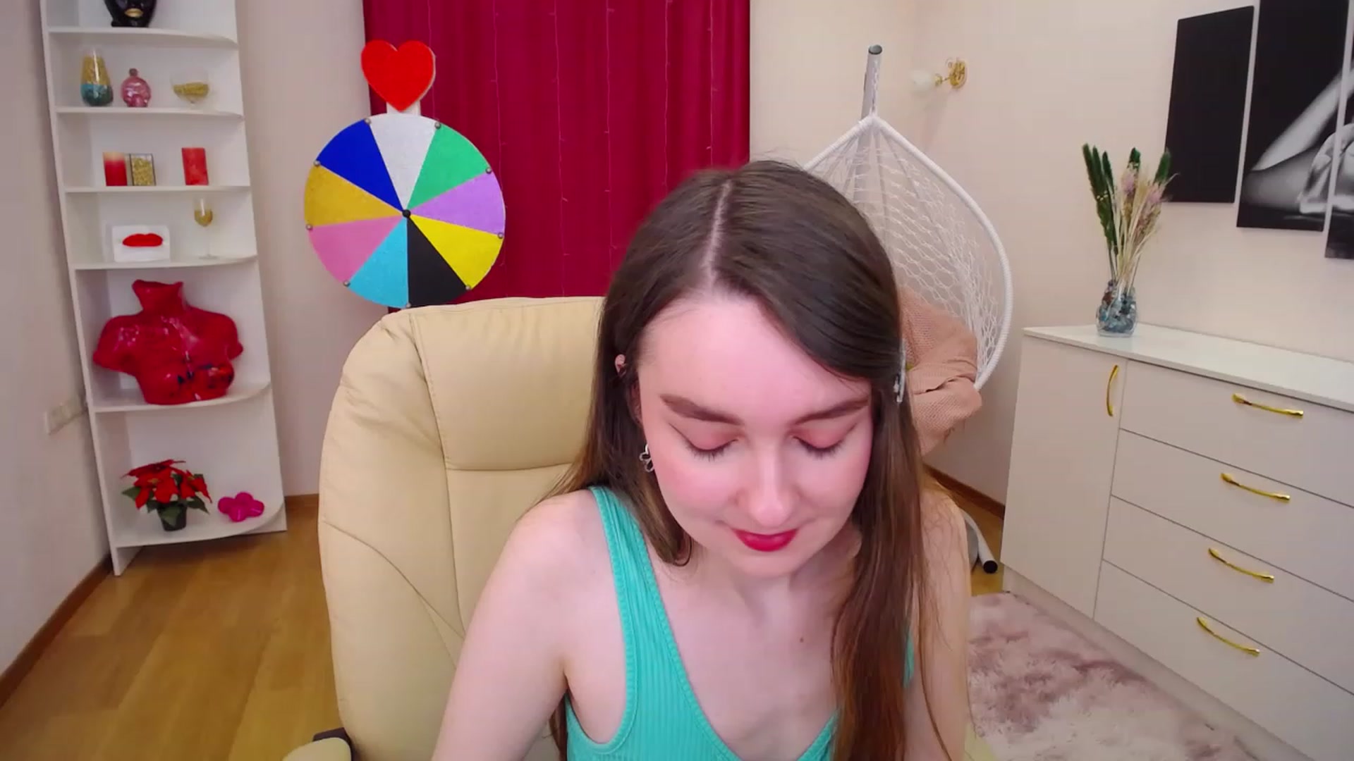 Gallery image thumbnail from OceanFeelss's myfreecams stream on, 03/20/2023, 11:48 image 3 of 20