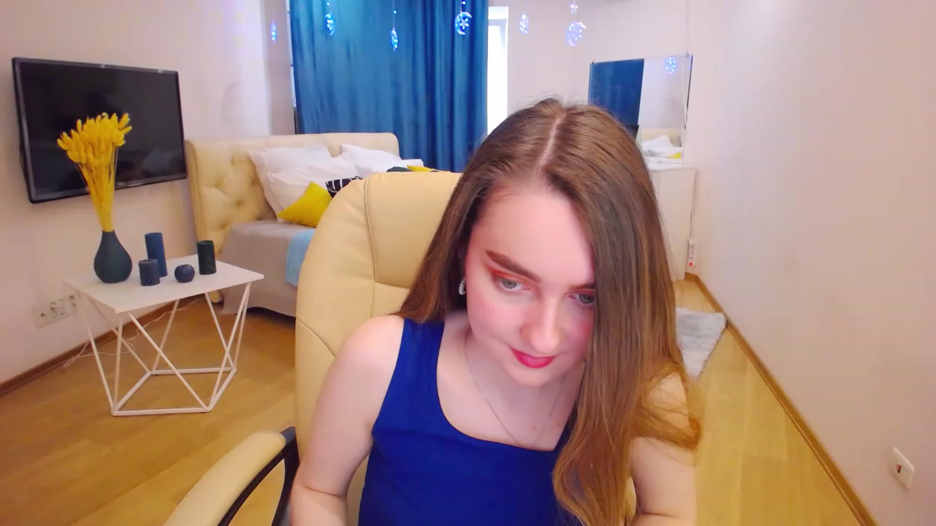 Gallery image thumbnail from OceanFeelss's myfreecams stream on, 03/21/2023, 11:37 image 13 of 20