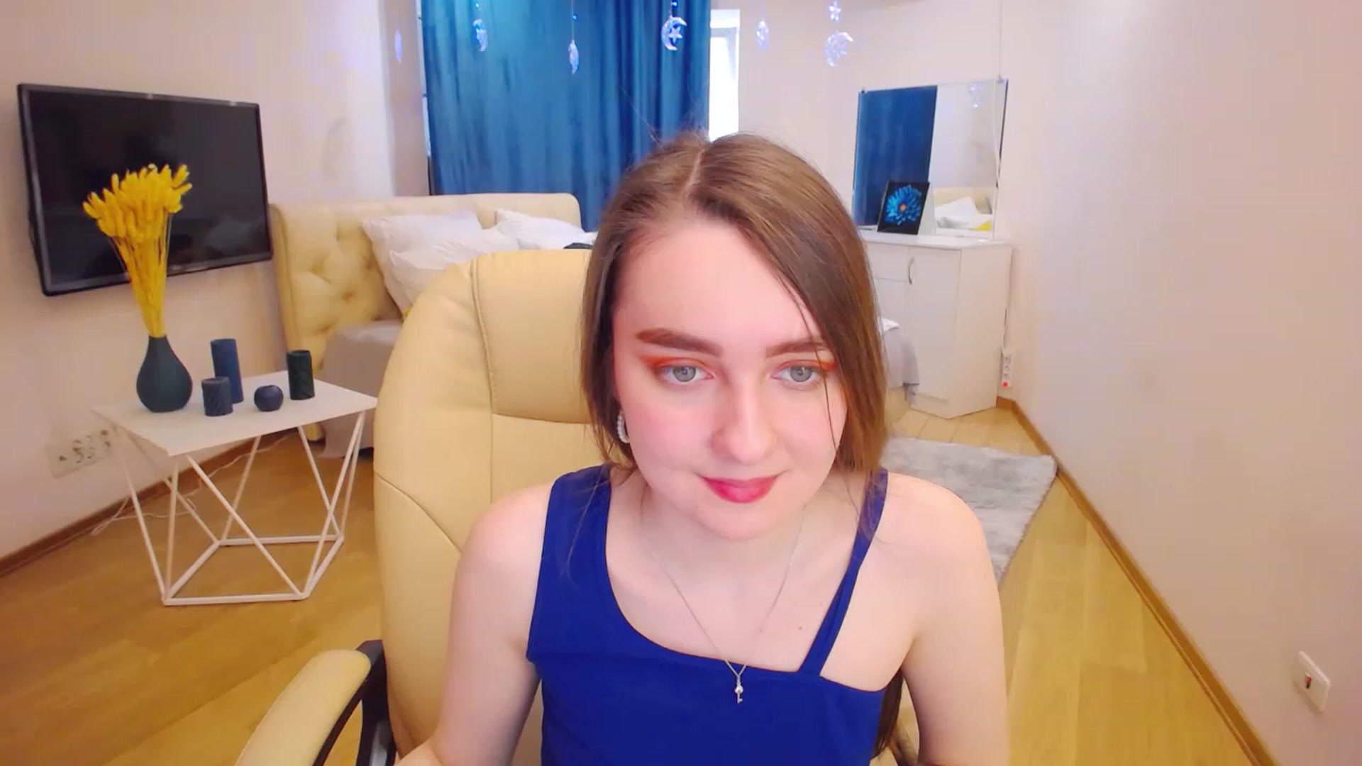Gallery image thumbnail from OceanFeelss's myfreecams stream on, 03/21/2023, 11:37 image 2 of 20