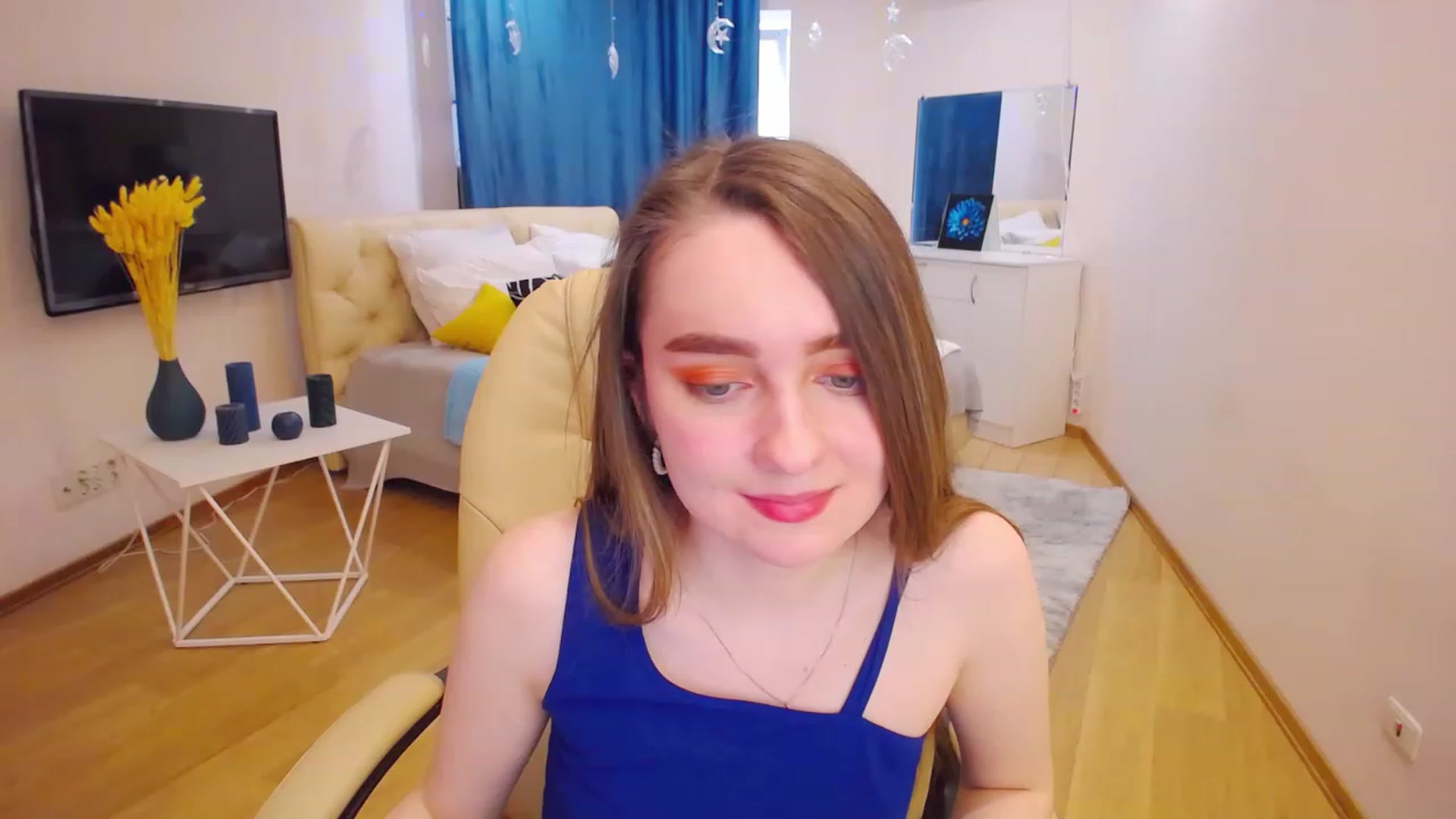 Gallery image thumbnail from OceanFeelss's myfreecams stream on, 03/21/2023, 11:37 image 18 of 20