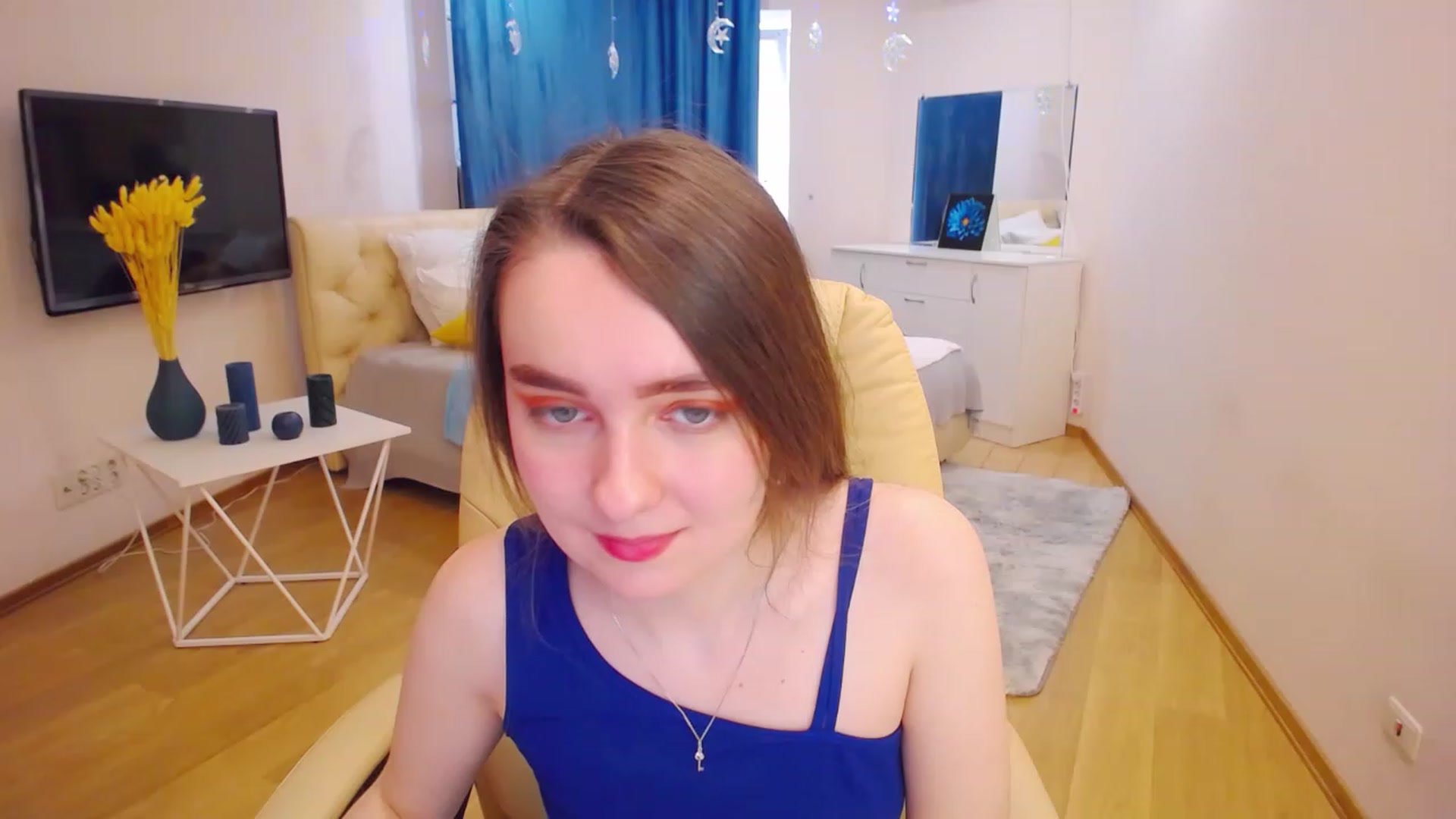 Gallery image thumbnail from OceanFeelss's myfreecams stream on, 03/21/2023, 11:37 image 10 of 20