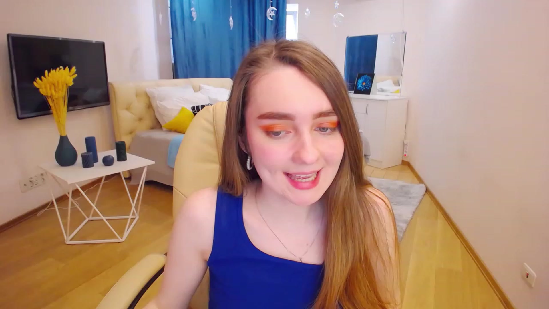 Gallery image thumbnail from OceanFeelss's myfreecams stream on, 03/21/2023, 11:37 image 16 of 20