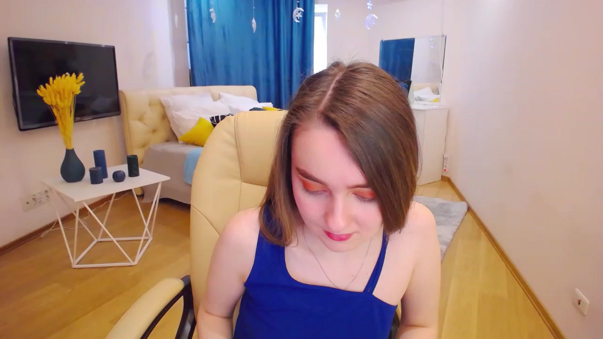Gallery image thumbnail from OceanFeelss's myfreecams stream on, 03/21/2023, 11:37 image 17 of 20