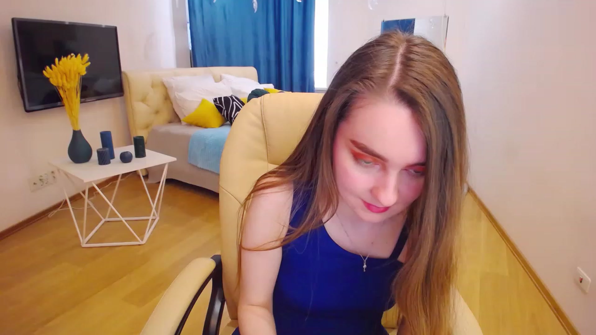 Gallery image thumbnail from OceanFeelss's myfreecams stream on, 03/21/2023, 12:53 image 10 of 20