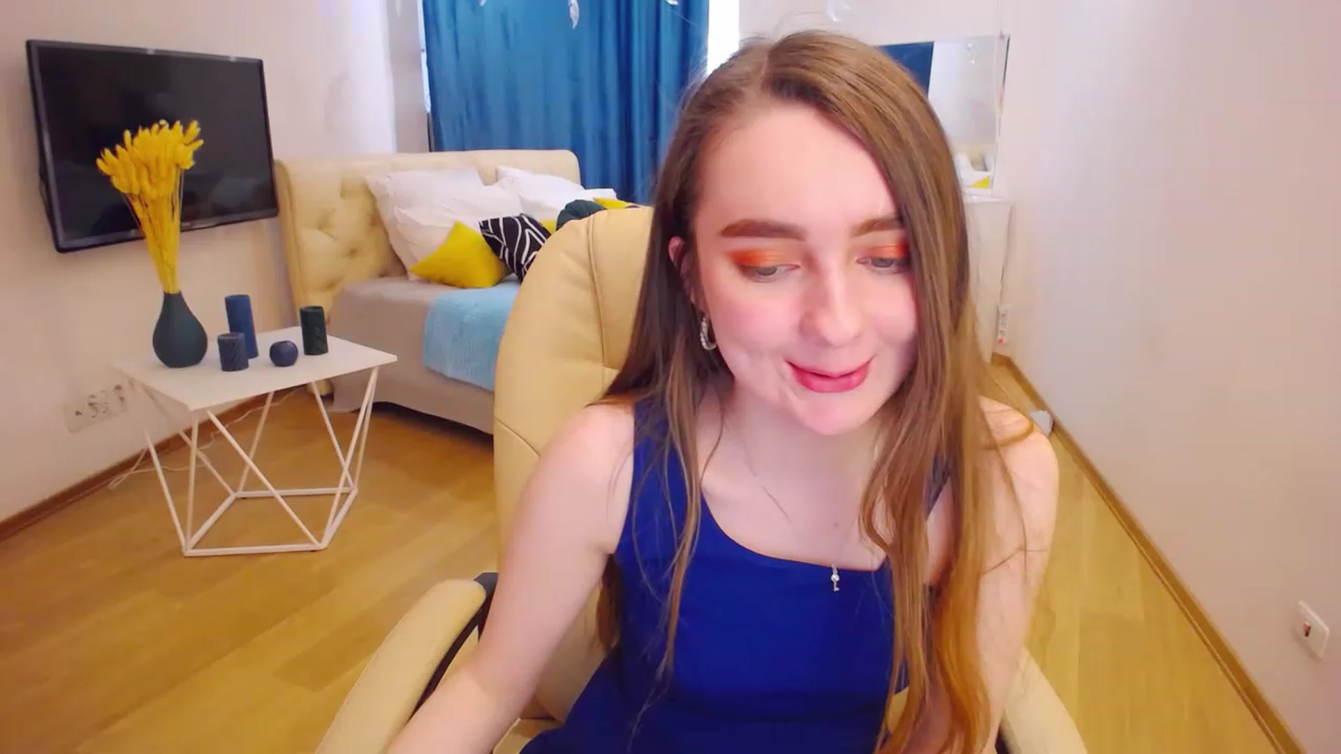 Gallery image thumbnail from OceanFeelss's myfreecams stream on, 03/21/2023, 12:53 image 5 of 20