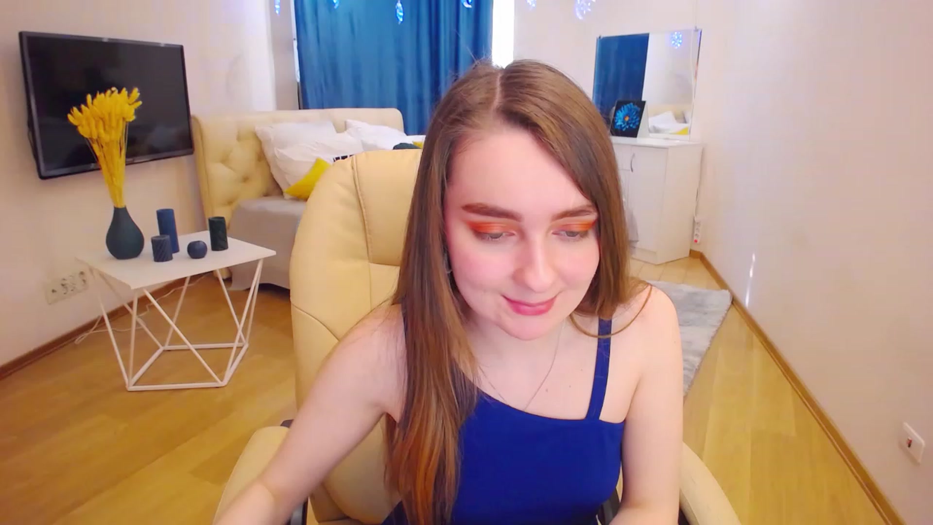 Gallery image thumbnail from OceanFeelss's myfreecams stream on, 03/21/2023, 13:55 image 8 of 20