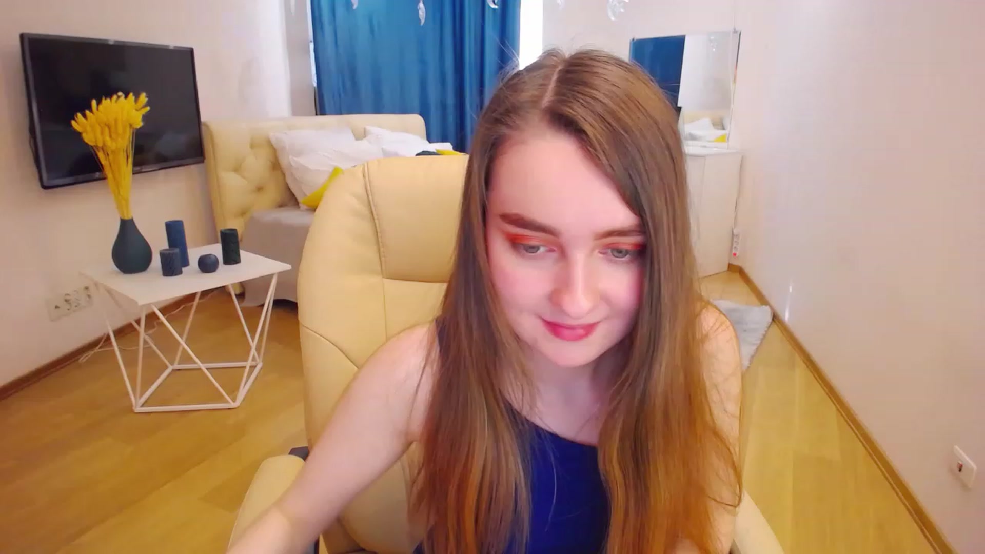 Gallery image thumbnail from OceanFeelss's myfreecams stream on, 03/21/2023, 13:55 image 7 of 20