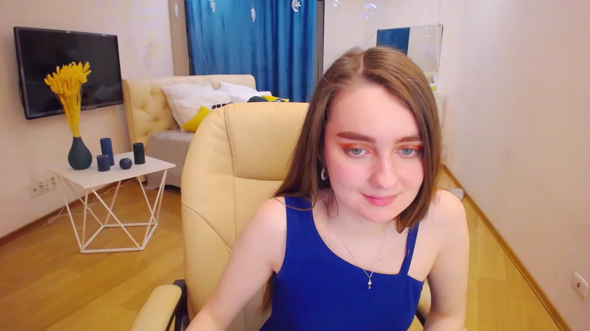 Gallery image thumbnail from OceanFeelss's myfreecams stream on, 03/21/2023, 16:14 image 12 of 20