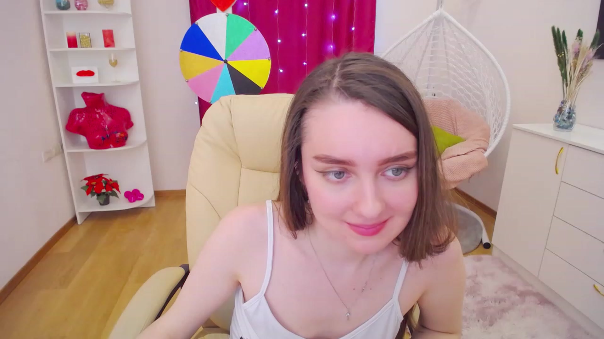 Gallery image thumbnail from OceanFeelss's myfreecams stream on, 03/25/2023, 16:45 image 1 of 20