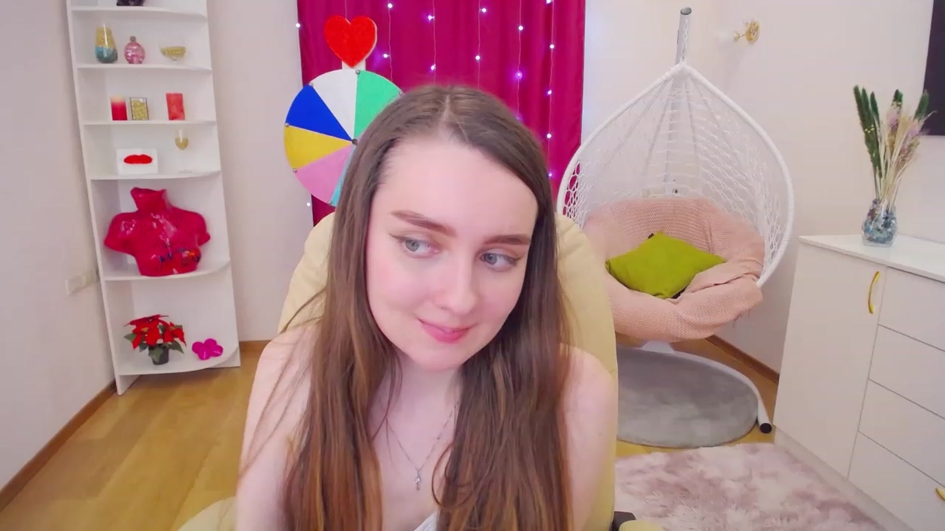 Gallery image thumbnail from OceanFeelss's myfreecams stream on, 03/25/2023, 16:45 image 20 of 20