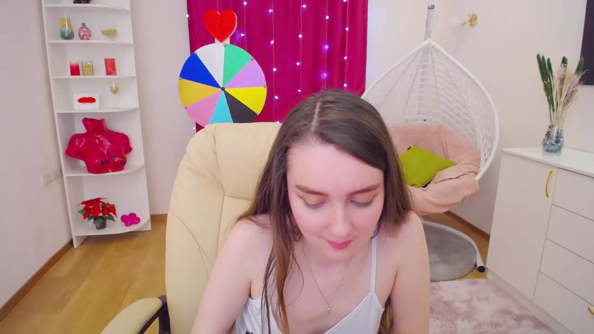 Gallery image thumbnail from OceanFeelss's myfreecams stream on, 03/25/2023, 16:45 image 17 of 20