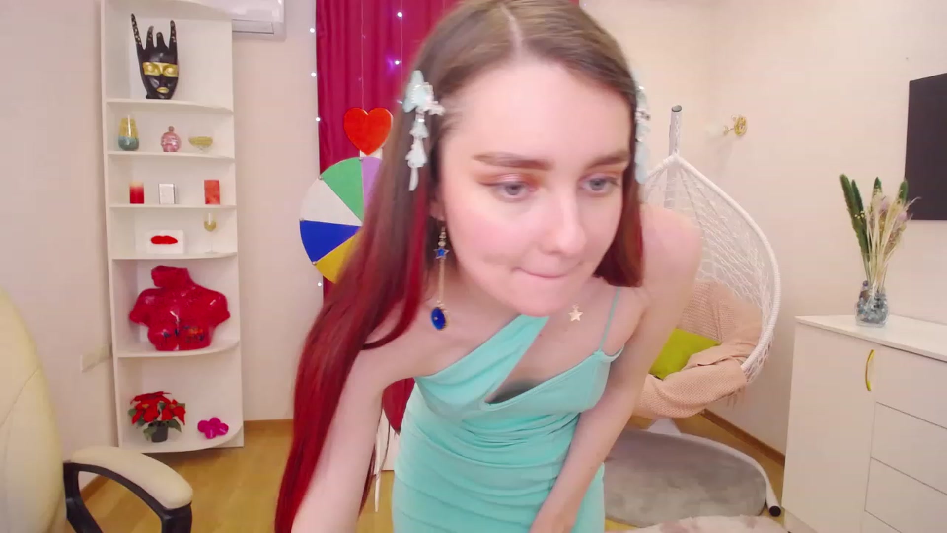 Gallery image thumbnail from OceanFeelss's myfreecams stream on, 03/27/2023, 09:02 image 12 of 20