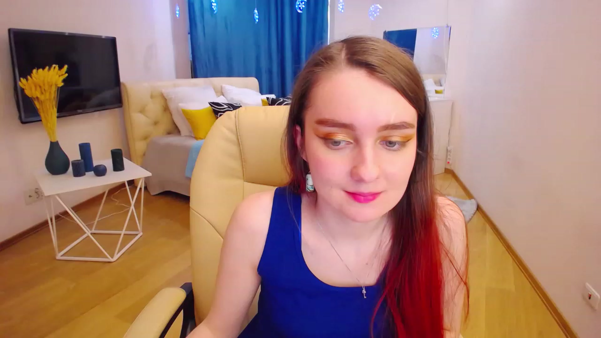 Gallery image thumbnail from OceanFeelss's myfreecams stream on, 03/28/2023, 07:50 image 19 of 20