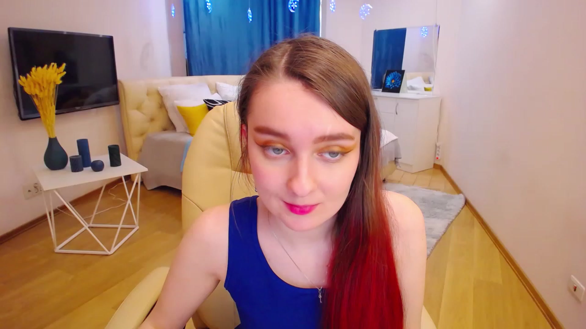 Gallery image thumbnail from OceanFeelss's myfreecams stream on, 03/28/2023, 07:50 image 15 of 20