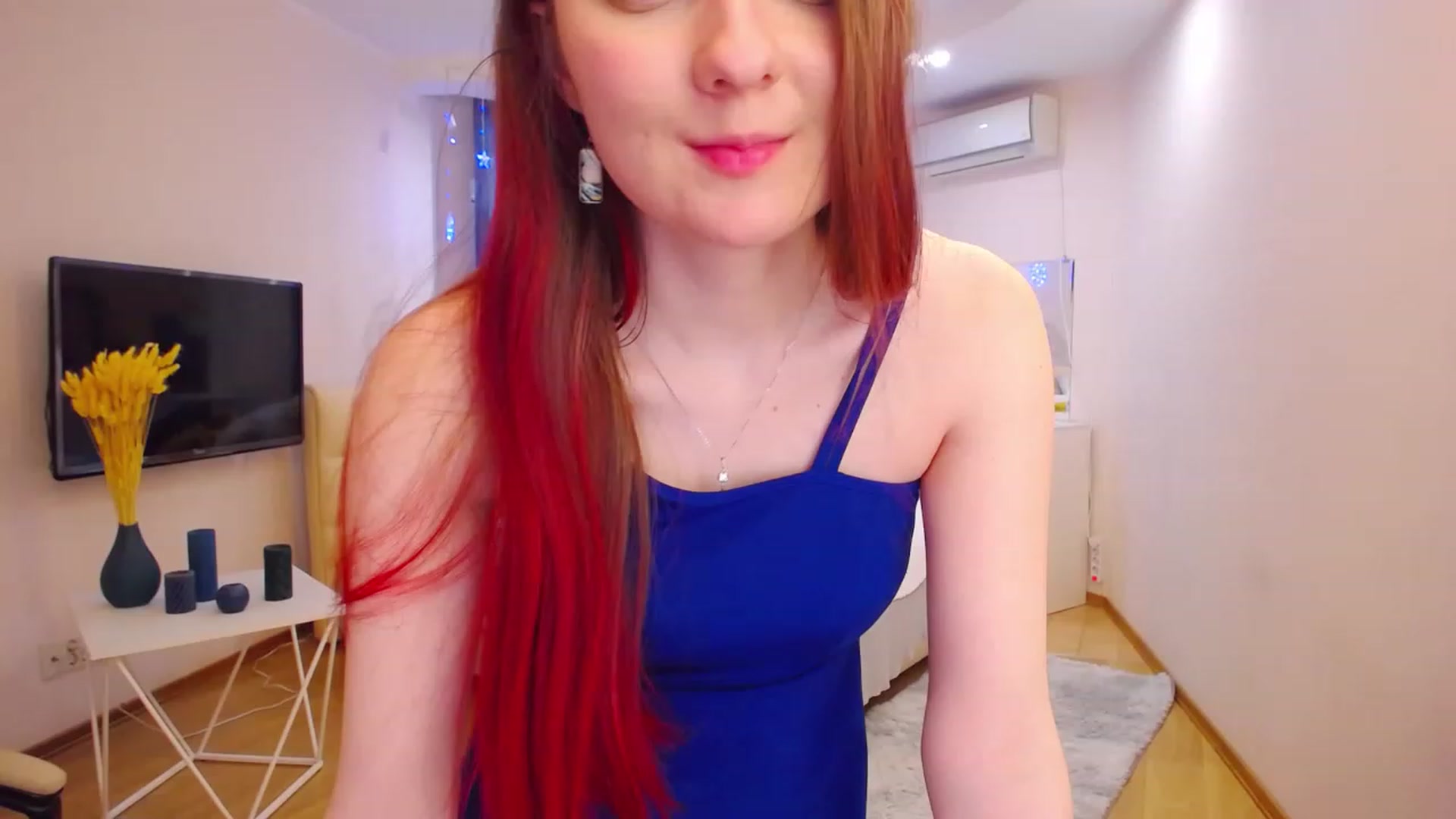 Gallery image thumbnail from OceanFeelss's myfreecams stream on, 03/28/2023, 07:50 image 2 of 20