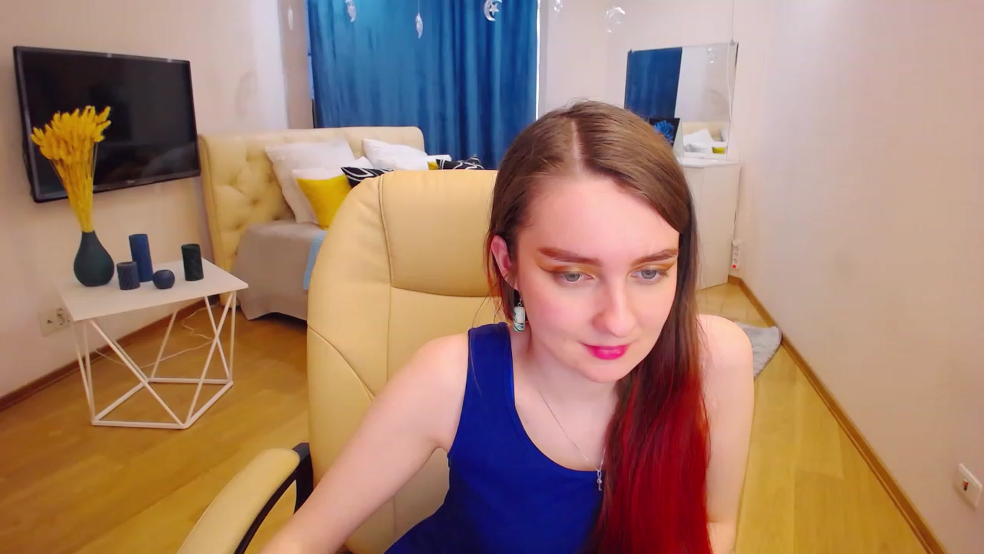 Gallery image thumbnail from OceanFeelss's myfreecams stream on, 03/28/2023, 07:50 image 14 of 20