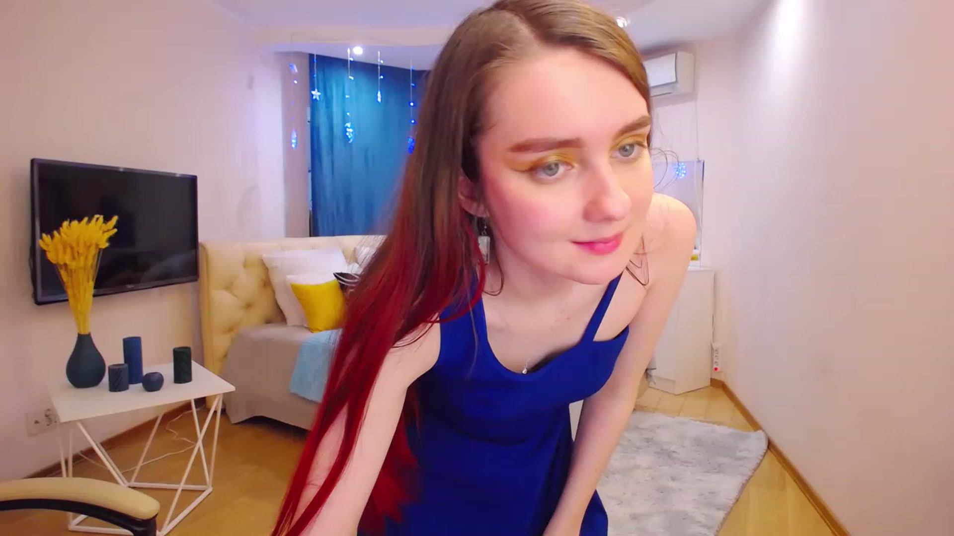 Gallery image thumbnail from OceanFeelss's myfreecams stream on, 03/28/2023, 07:50 image 6 of 20