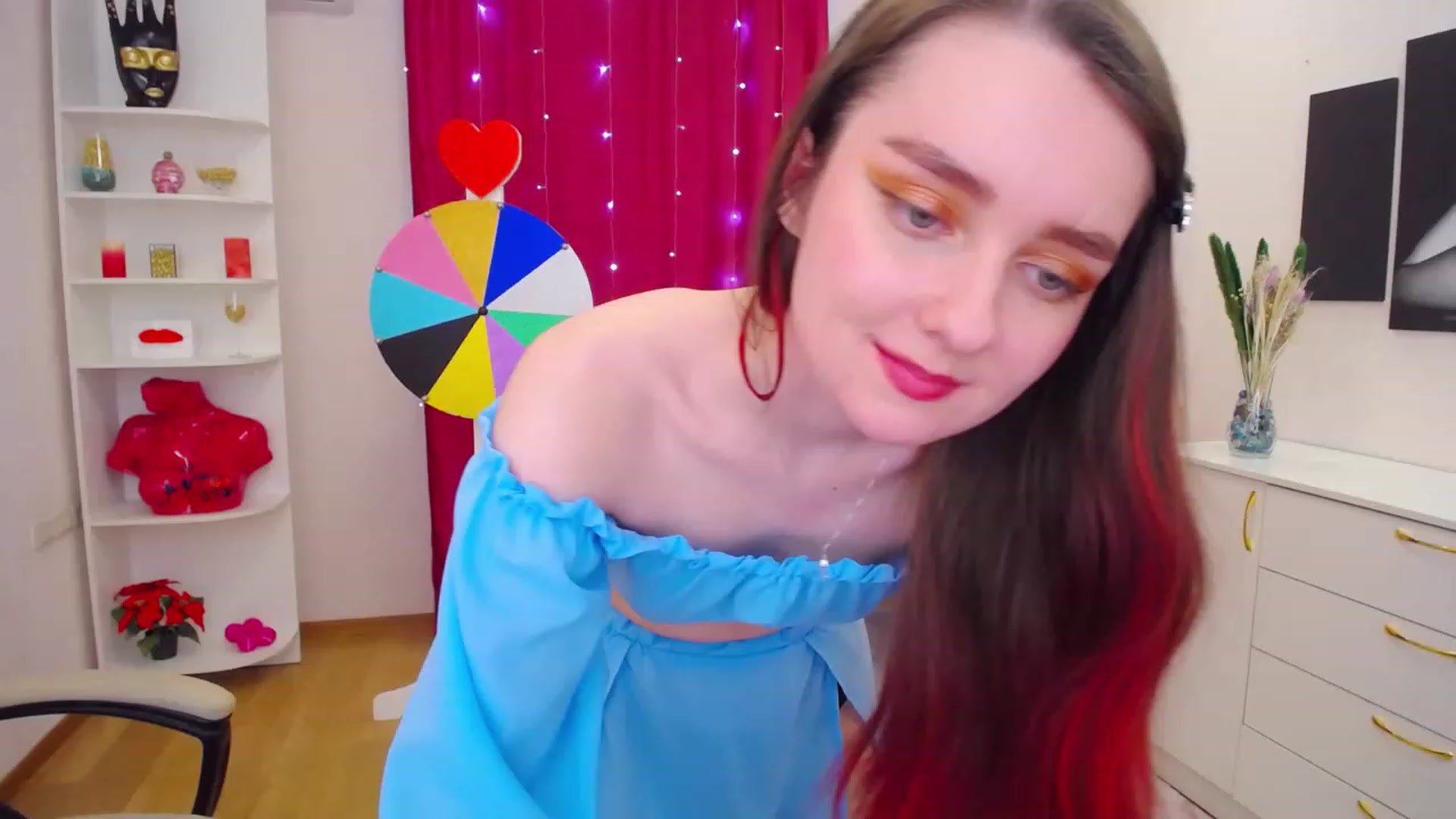 Gallery image thumbnail from OceanFeelss's myfreecams stream on, 03/29/2023, 09:06 image 4 of 20