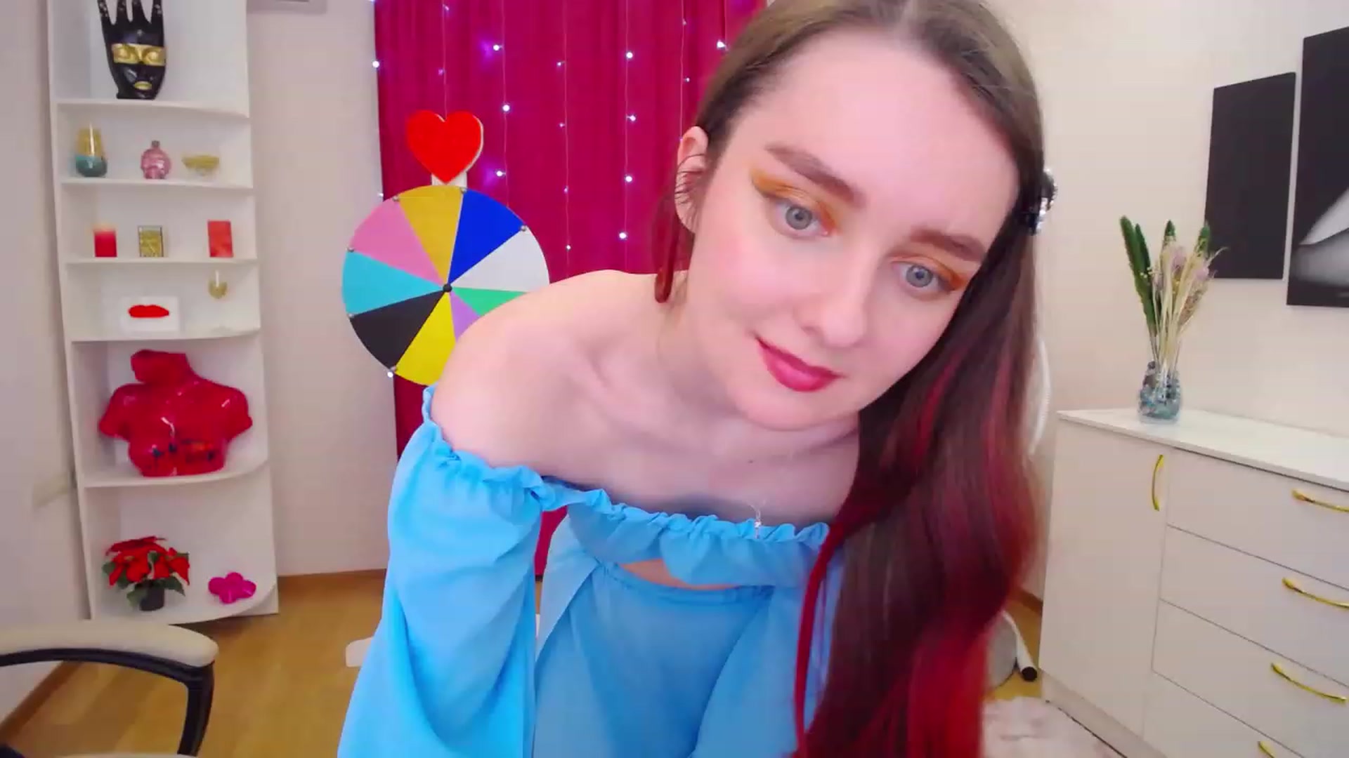 Gallery image thumbnail from OceanFeelss's myfreecams stream on, 03/29/2023, 09:06 image 2 of 20