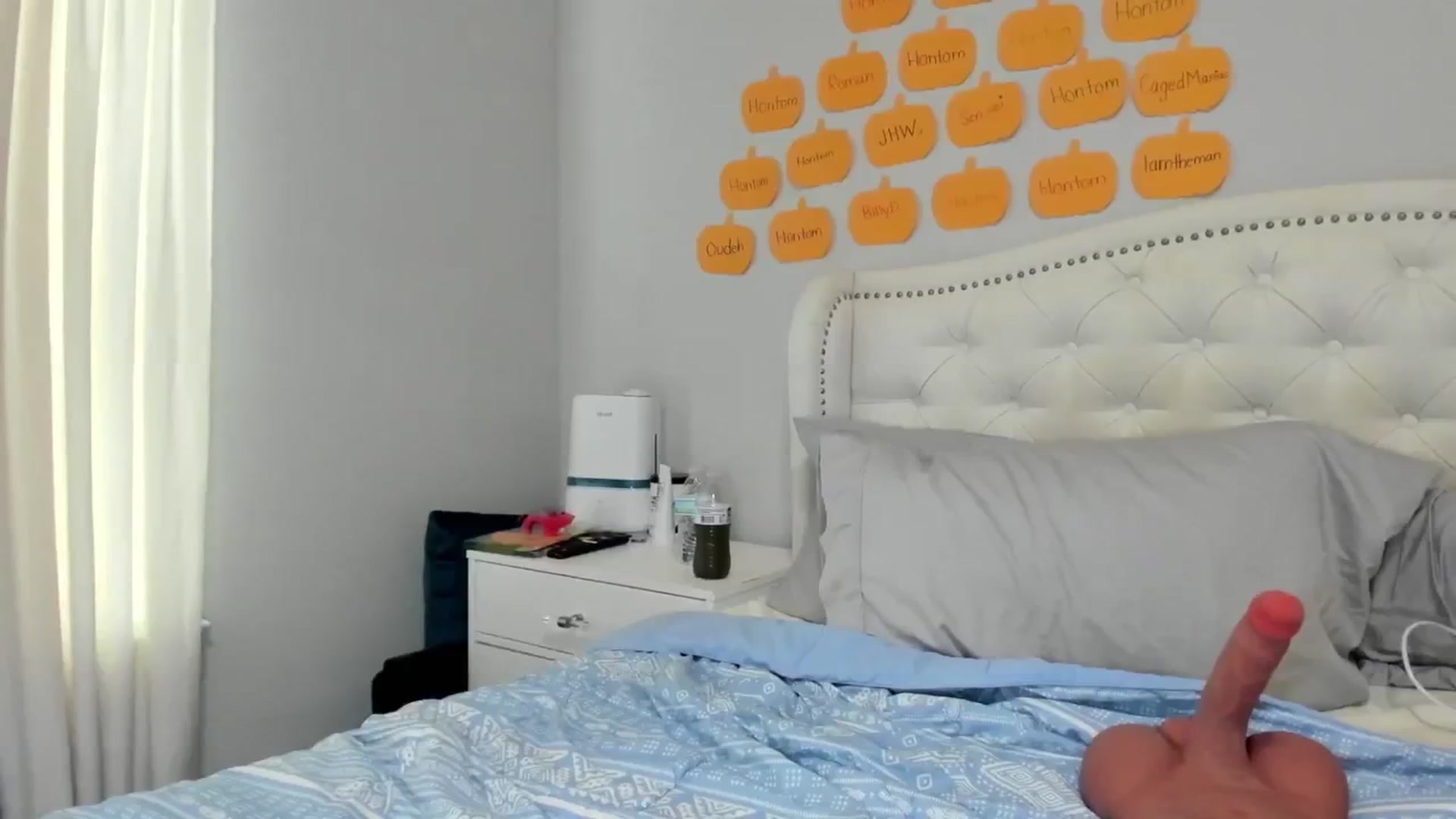 Gallery image thumbnail from OceanGoddesss's myfreecams stream on, 10/29/2024, 19:40 image 10 of 20
