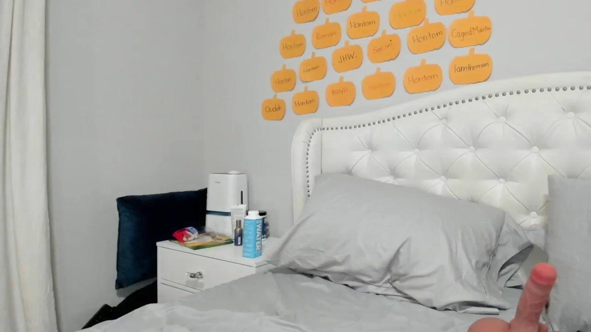 Gallery image thumbnail from OceanGoddesss's myfreecams stream on, 11/03/2024, 05:34 image 7 of 20