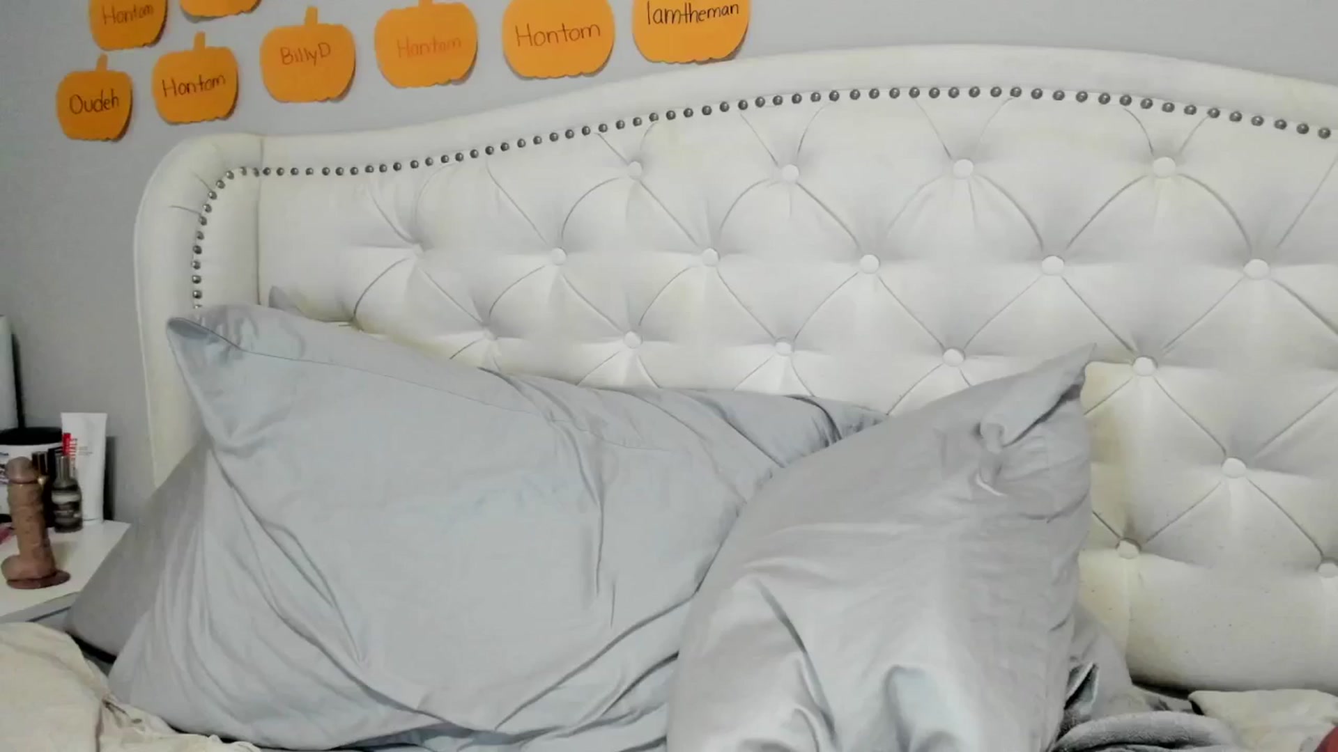 Gallery image thumbnail from OceanGoddesss's myfreecams stream on, 11/03/2024, 22:19 image 16 of 20