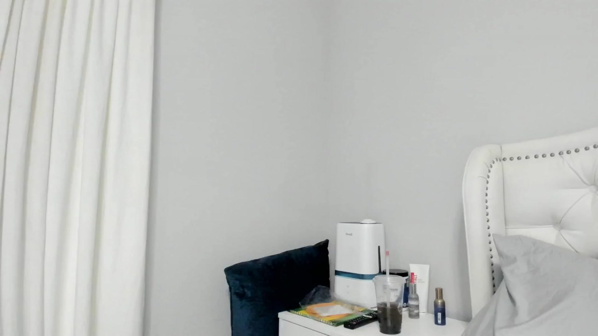 Gallery image thumbnail from OceanGoddesss's myfreecams stream on, 11/05/2024, 24:03 image 8 of 20