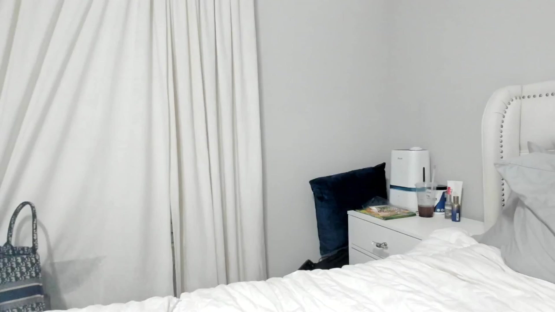 Gallery image thumbnail from OceanGoddesss's myfreecams stream on, 11/05/2024, 05:35 image 19 of 20