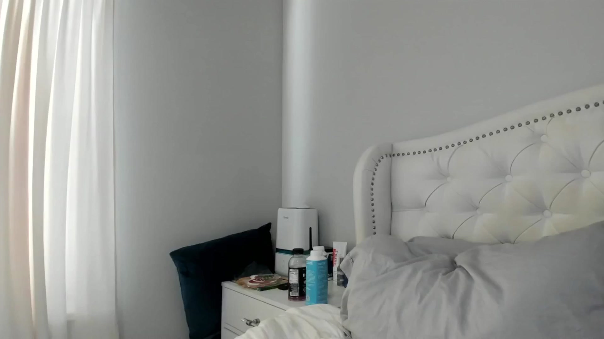 Gallery image thumbnail from OceanGoddesss's myfreecams stream on, 11/06/2024, 21:24 image 17 of 20