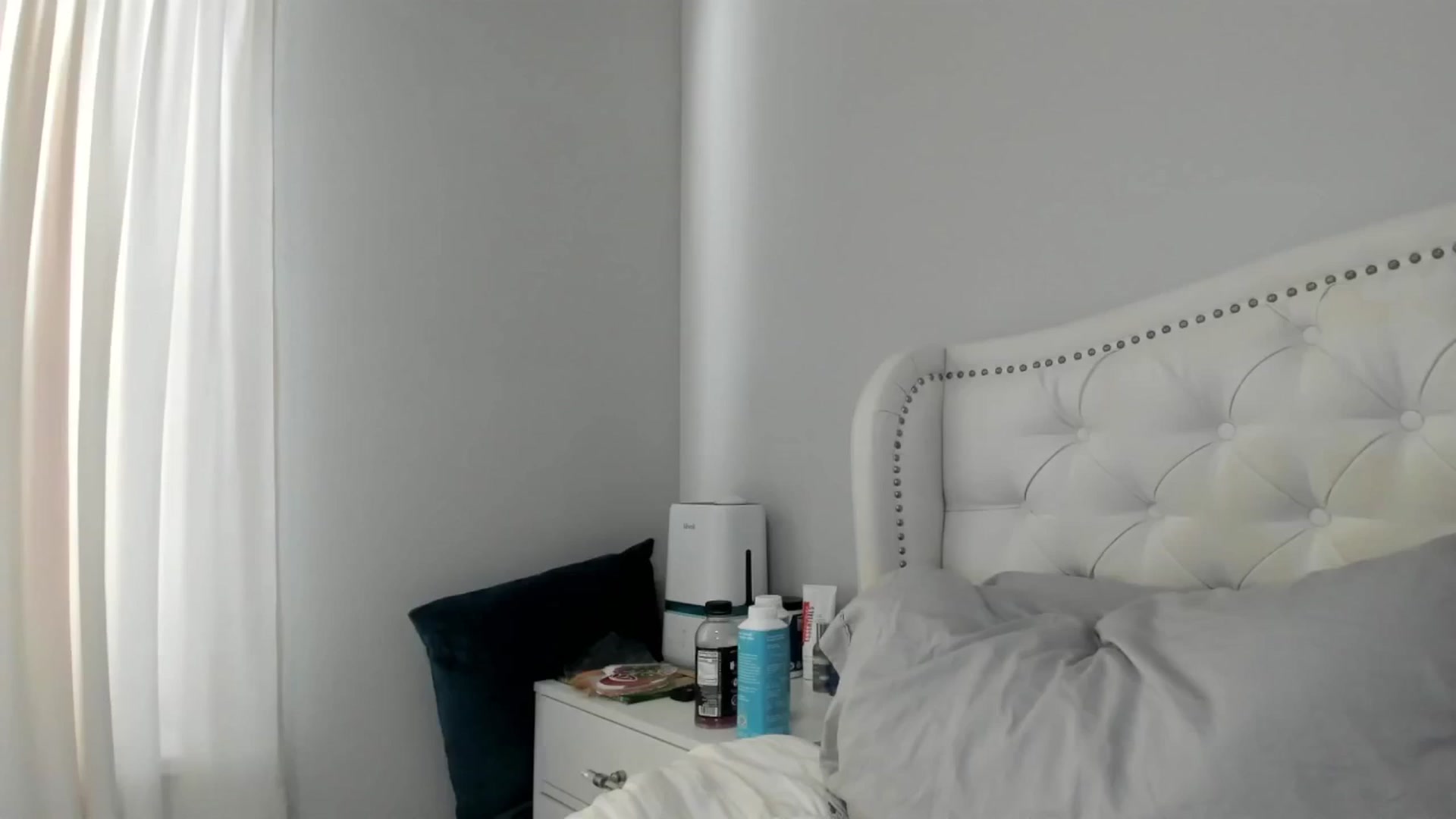 Gallery image thumbnail from OceanGoddesss's myfreecams stream on, 11/06/2024, 21:24 image 18 of 20
