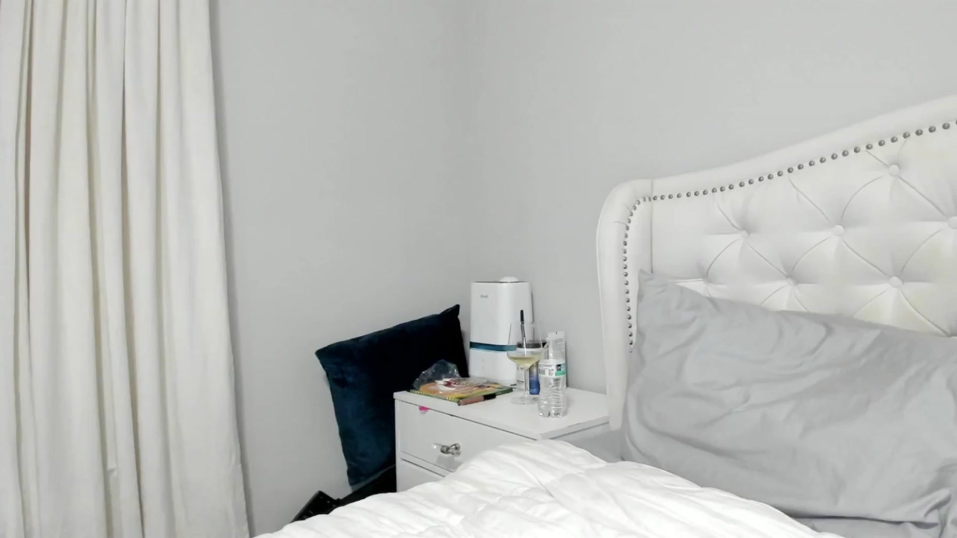 Gallery image thumbnail from OceanGoddesss's myfreecams stream on, 11/09/2024, 07:19 image 10 of 20