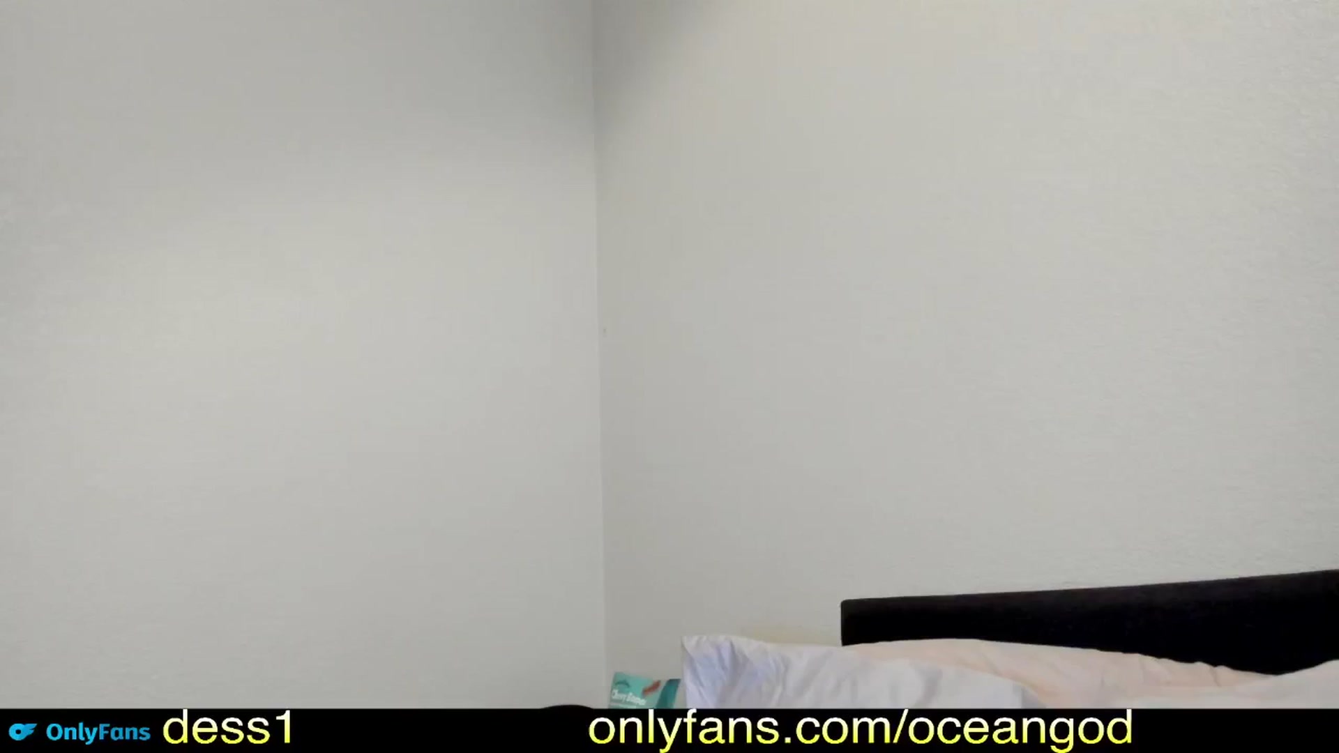Gallery image thumbnail from OceanGoddesss's myfreecams stream on, 11/15/2024, 19:26 image 8 of 20