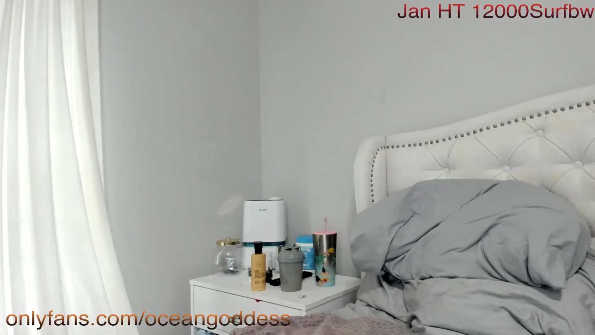 Gallery image thumbnail from OceanGoddesss's myfreecams stream on, 02/05/2025, 24:15 image 8 of 20