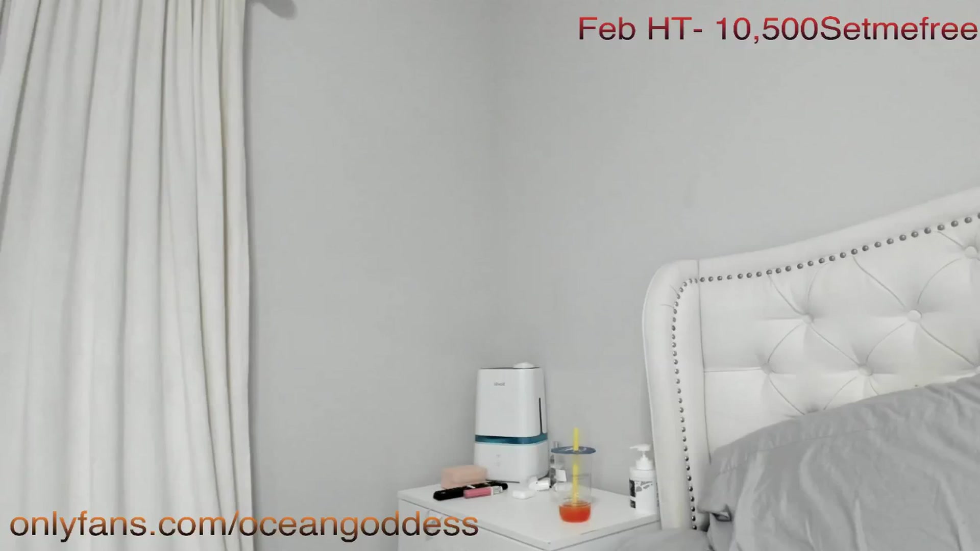 Gallery image thumbnail from OceanGoddesss's myfreecams stream on, 02/27/2025, 05:07 image 15 of 20