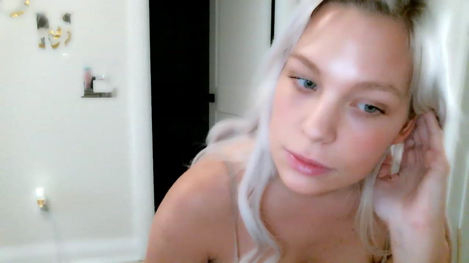 Gallery image thumbnail from OceanGodess's myfreecams stream on, 02/24/2023, 20:34 image 20 of 20