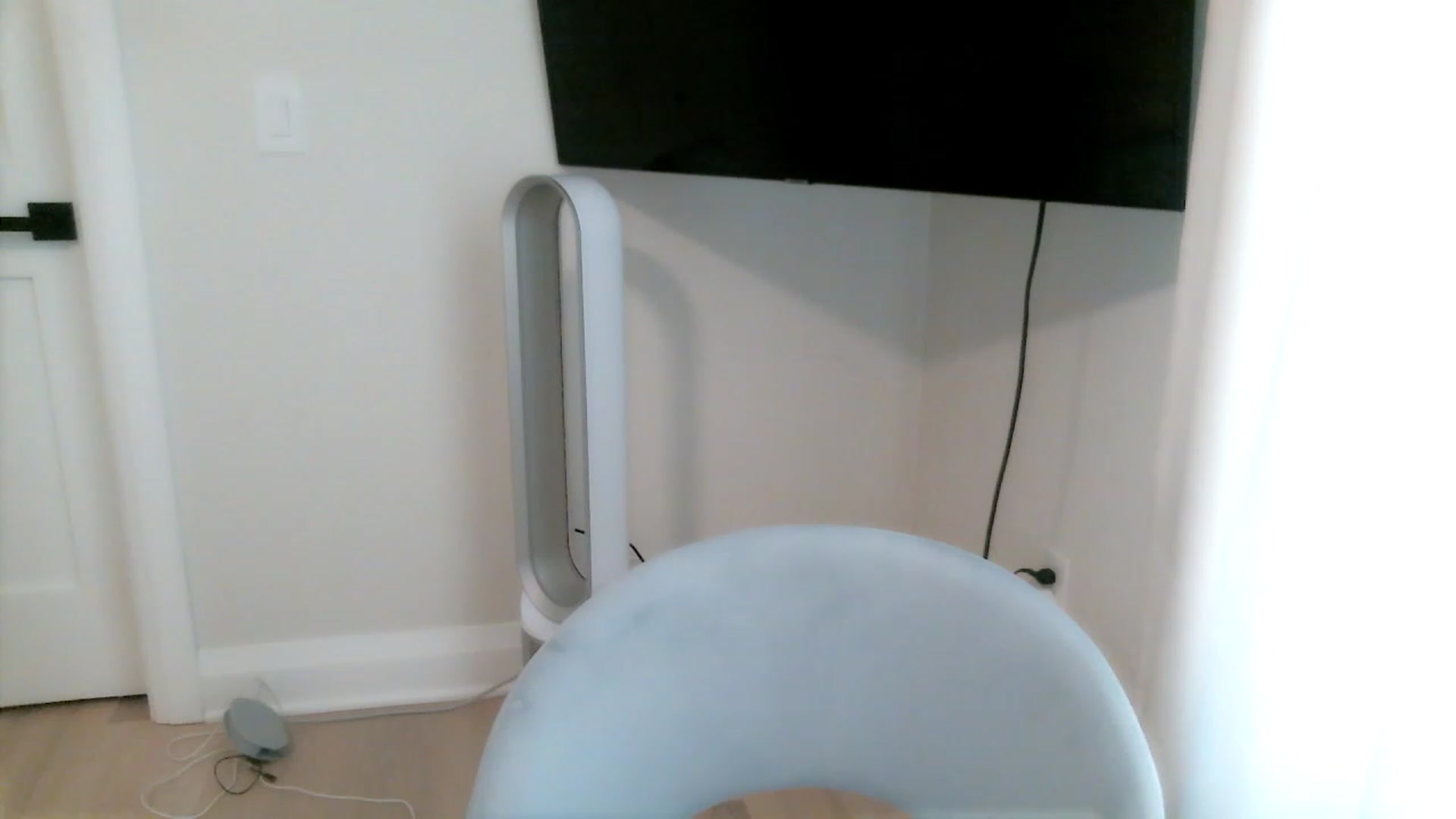 Gallery image thumbnail from OceanGodess's myfreecams stream on, 03/08/2023, 20:45 image 6 of 20