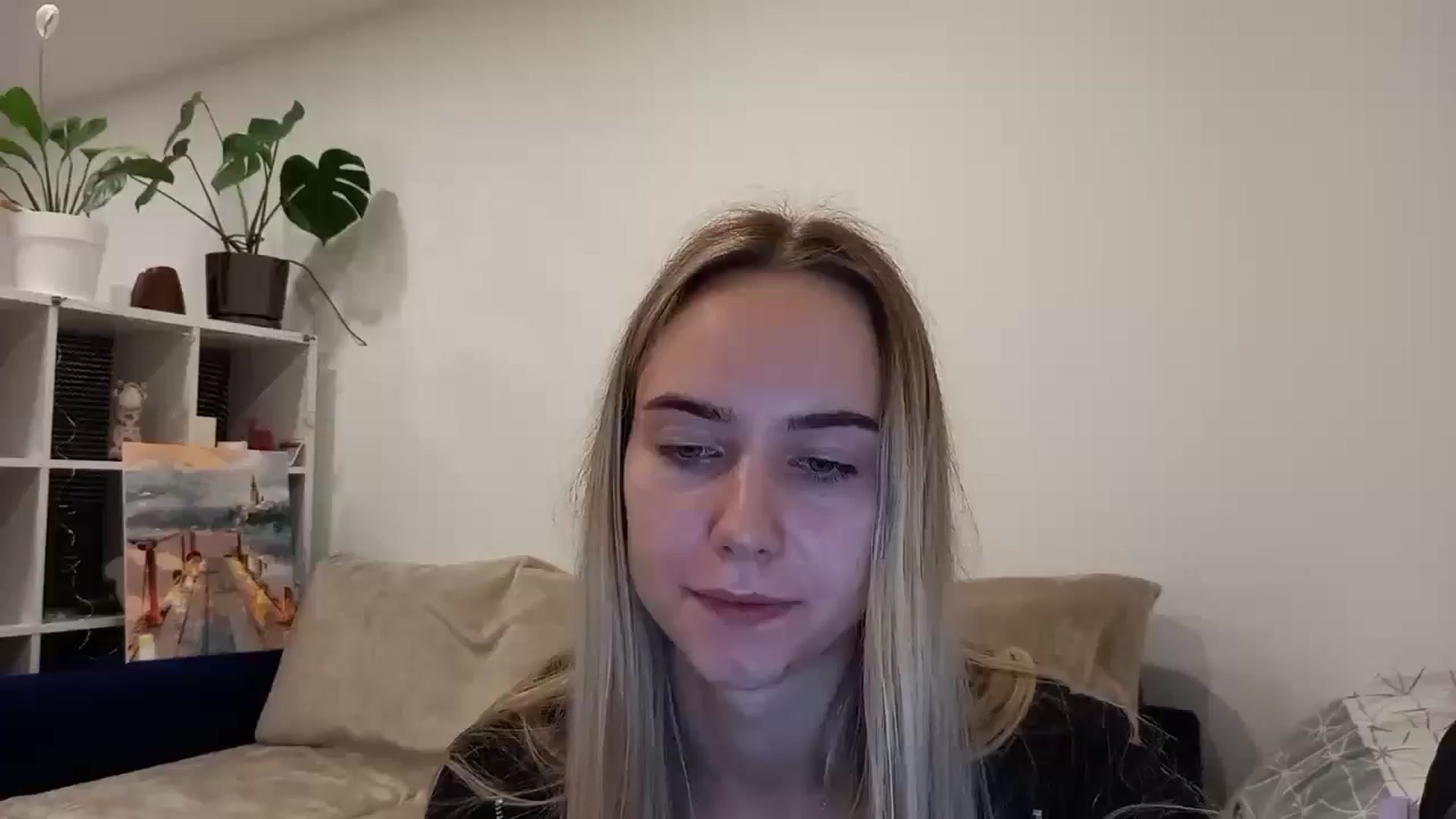 Gallery image thumbnail from Ocean__Soul's myfreecams stream on, 04/07/2025, 20:29 image 15 of 20