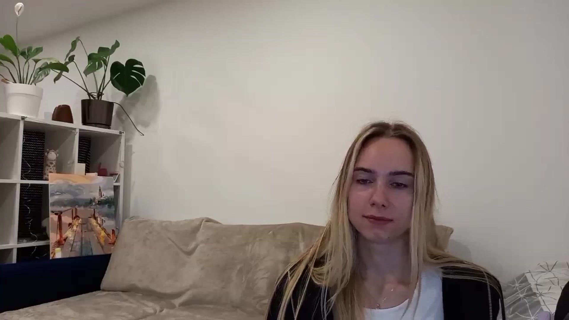 Gallery image thumbnail from Ocean__Soul's myfreecams stream on, 04/07/2025, 21:00 image 20 of 20