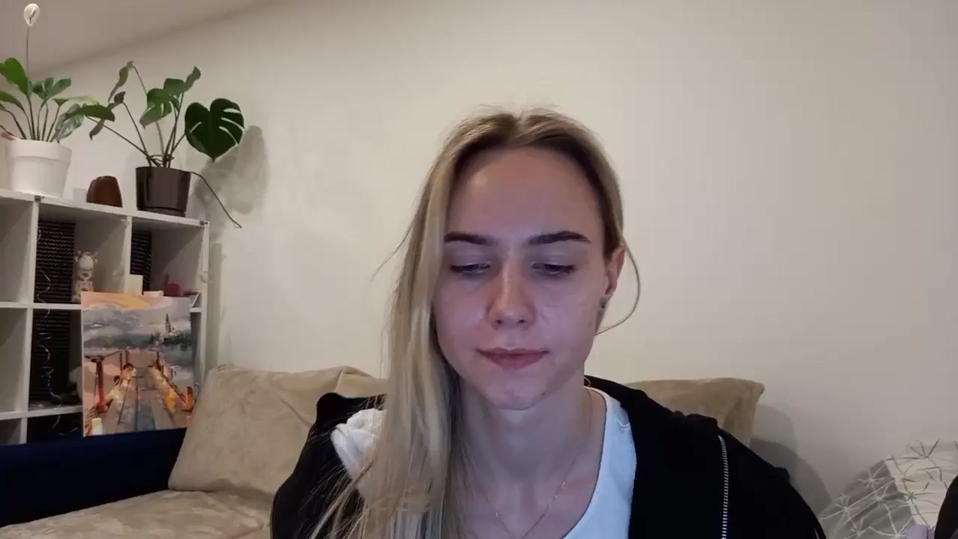 Gallery image thumbnail from Ocean__Soul's myfreecams stream on, 04/07/2025, 21:00 image 6 of 20