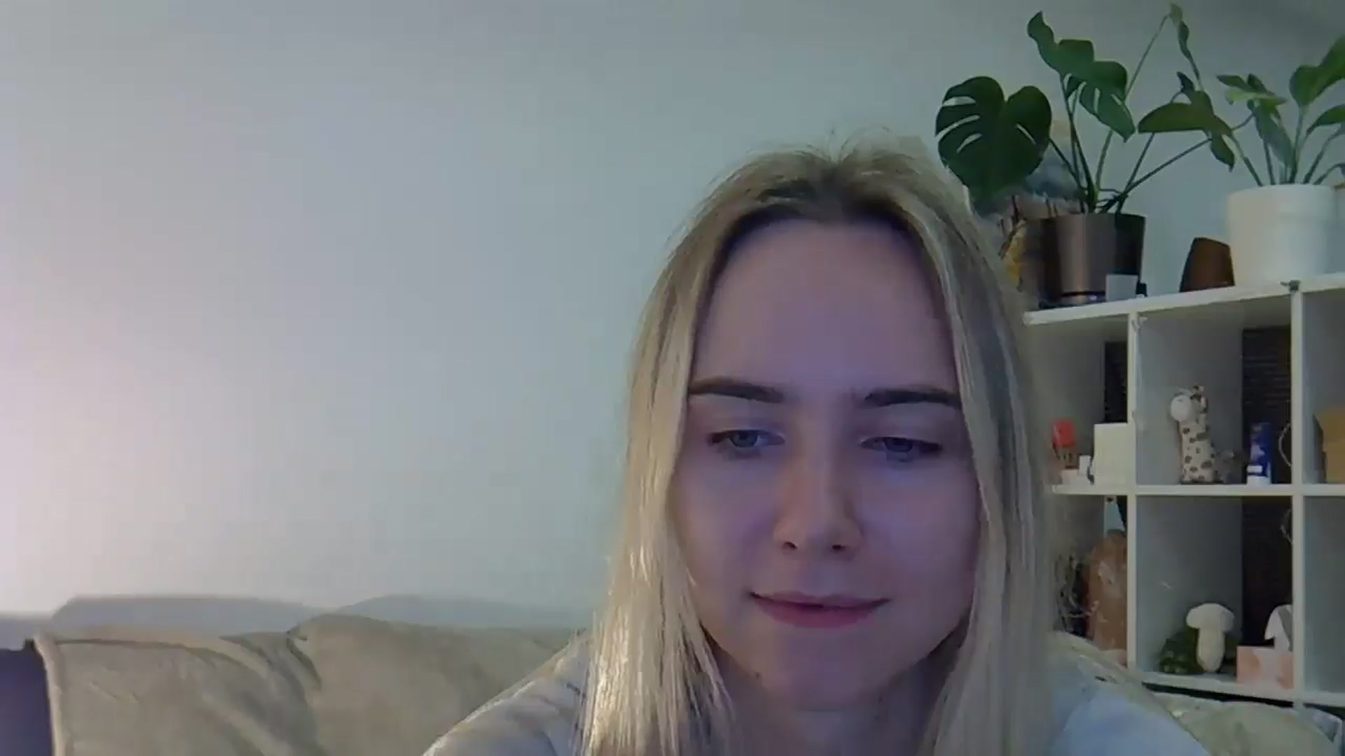 Gallery image thumbnail from Ocean__Soul's myfreecams stream on, 04/12/2025, 21:52 image 20 of 20