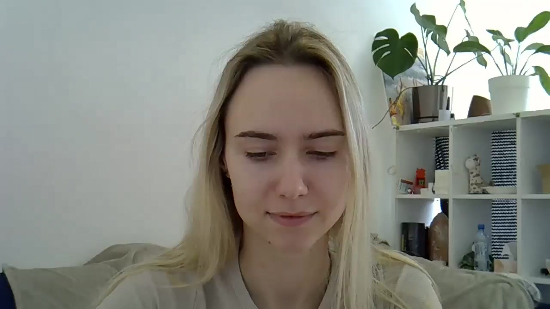 Gallery image thumbnail from Ocean__Soul's myfreecams stream on, 04/13/2025, 11:07 image 12 of 20
