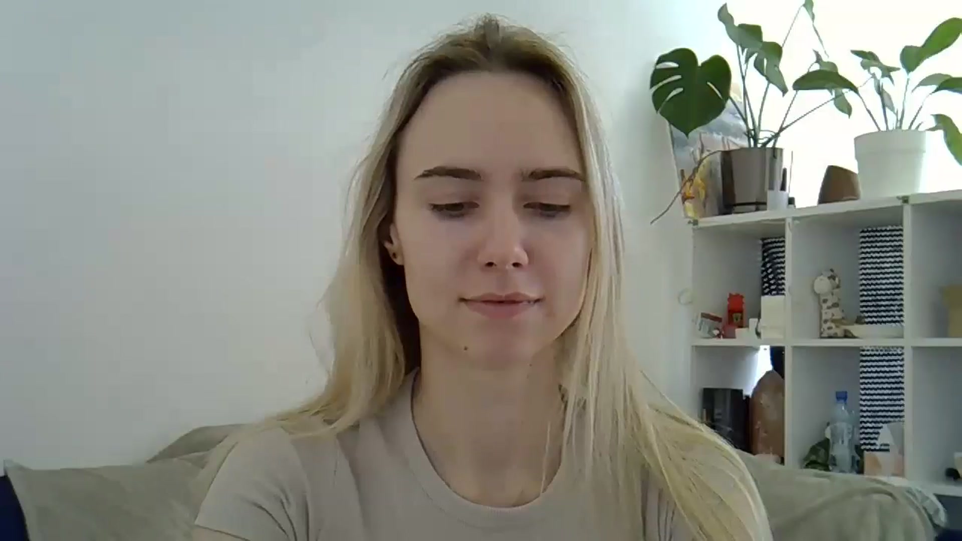 Gallery image thumbnail from Ocean__Soul's myfreecams stream on, 04/13/2025, 11:07 image 2 of 20