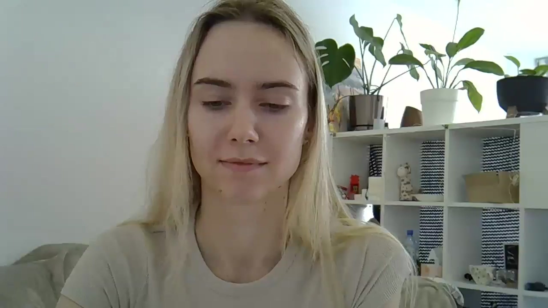 Gallery image thumbnail from Ocean__Soul's myfreecams stream on, 04/13/2025, 13:03 image 20 of 20