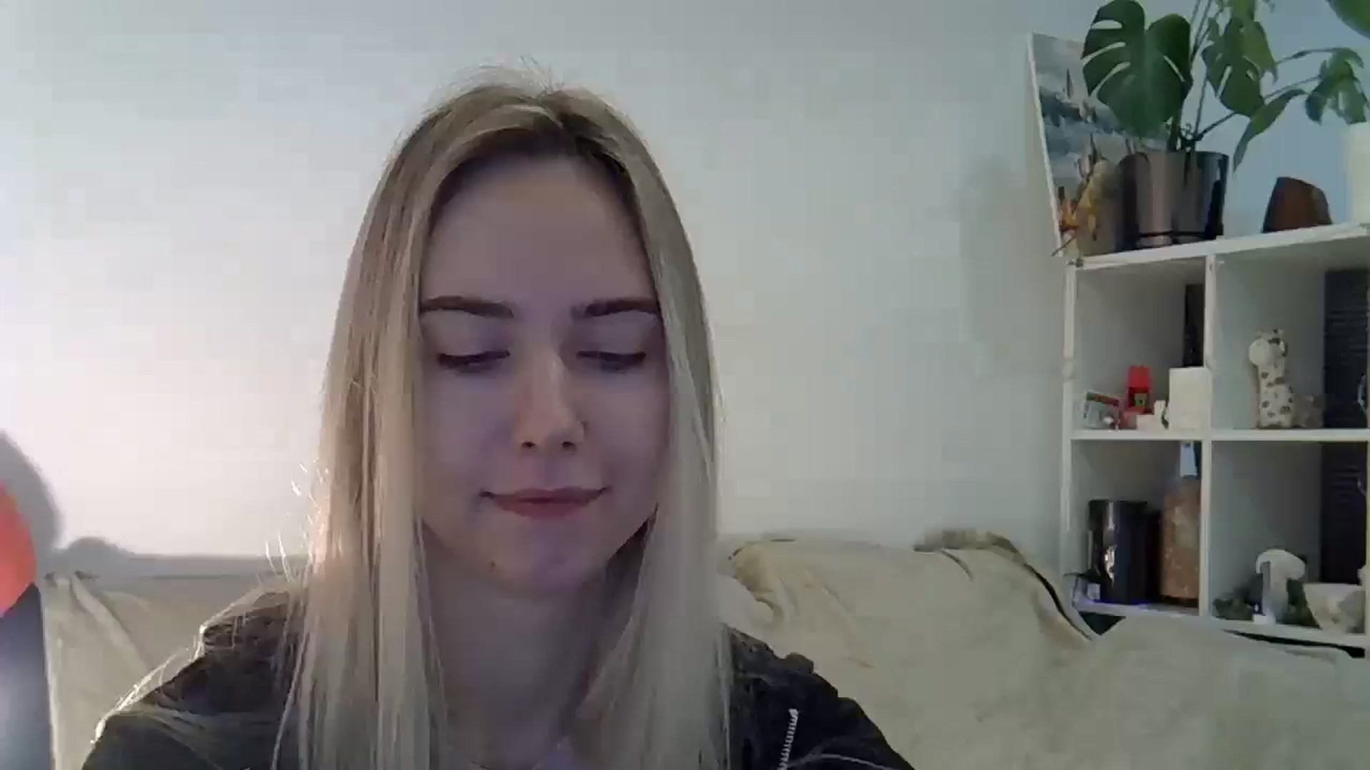 Gallery image thumbnail from Ocean__Soul's myfreecams stream on, 04/15/2025, 06:20 image 20 of 20
