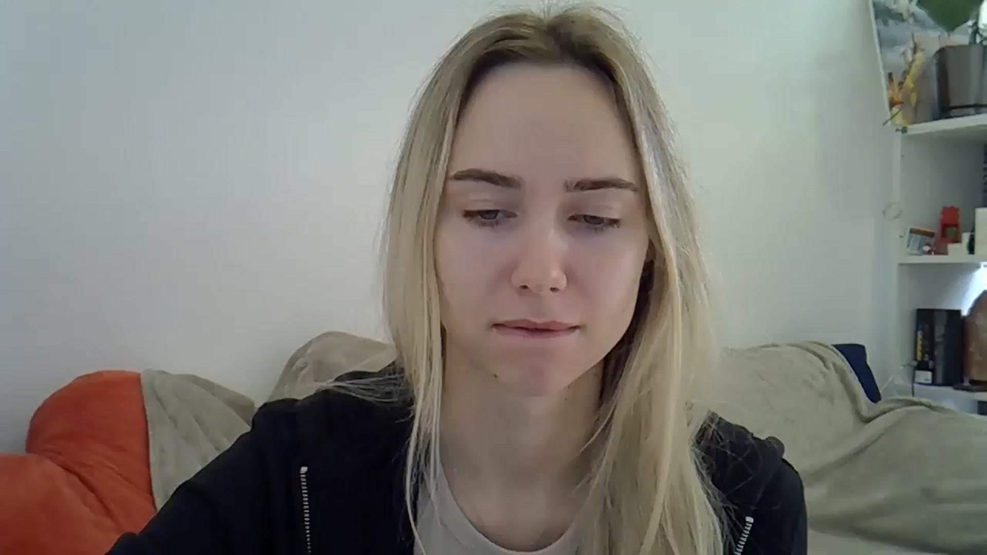 Gallery image thumbnail from Ocean__Soul's myfreecams stream on, 04/16/2025, 06:38 image 1 of 20