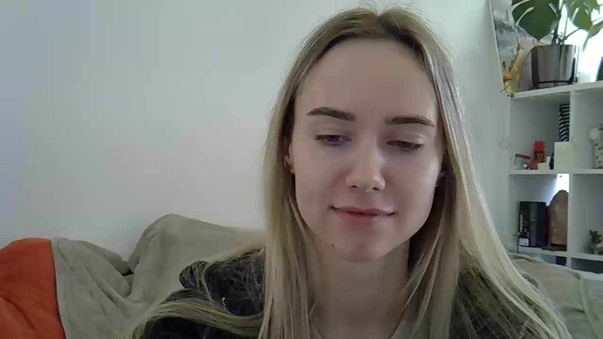 Gallery image thumbnail from Ocean__Soul's myfreecams stream on, 04/16/2025, 08:47 image 20 of 20